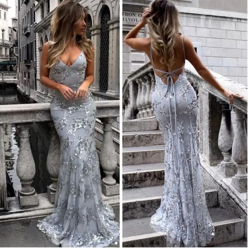Chic Elegant Chic Spaghetti Straps V-neck Mermaid Sparkly Tulle Evening Dress Long Prom Gowns