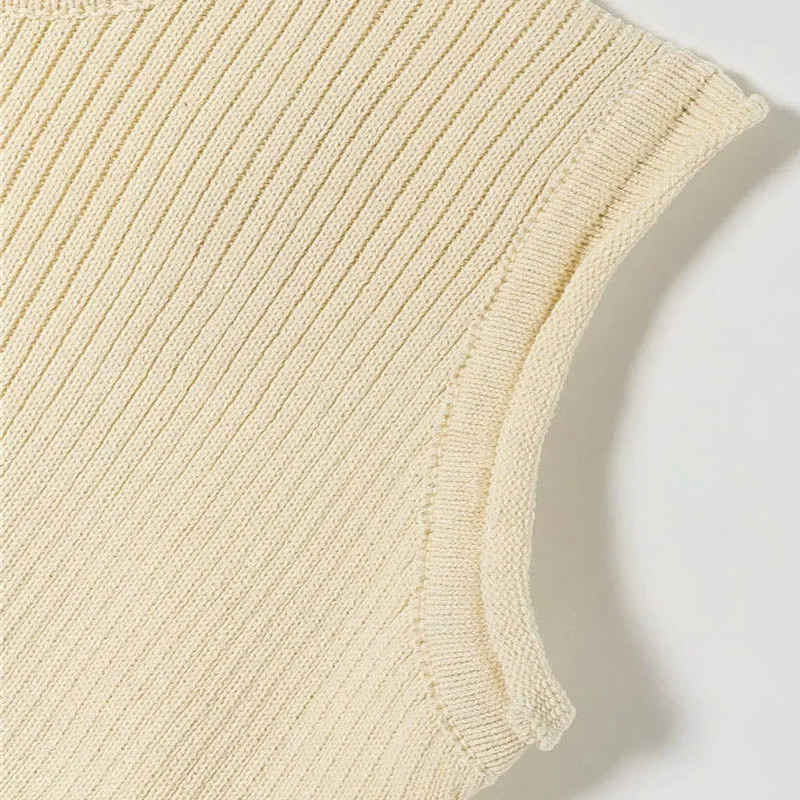 CROPPED KNITTED SWEATER