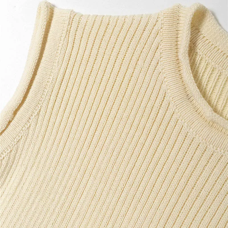 CROPPED KNITTED SWEATER