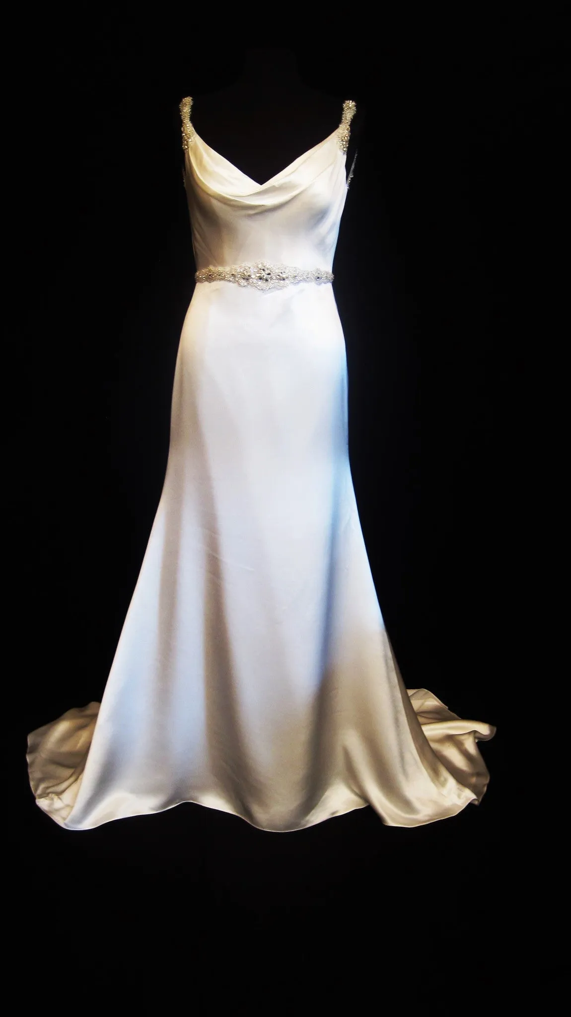 Lusan Mandongus sample wedding dress 2095 slinky sheath gown backless vintage glamour