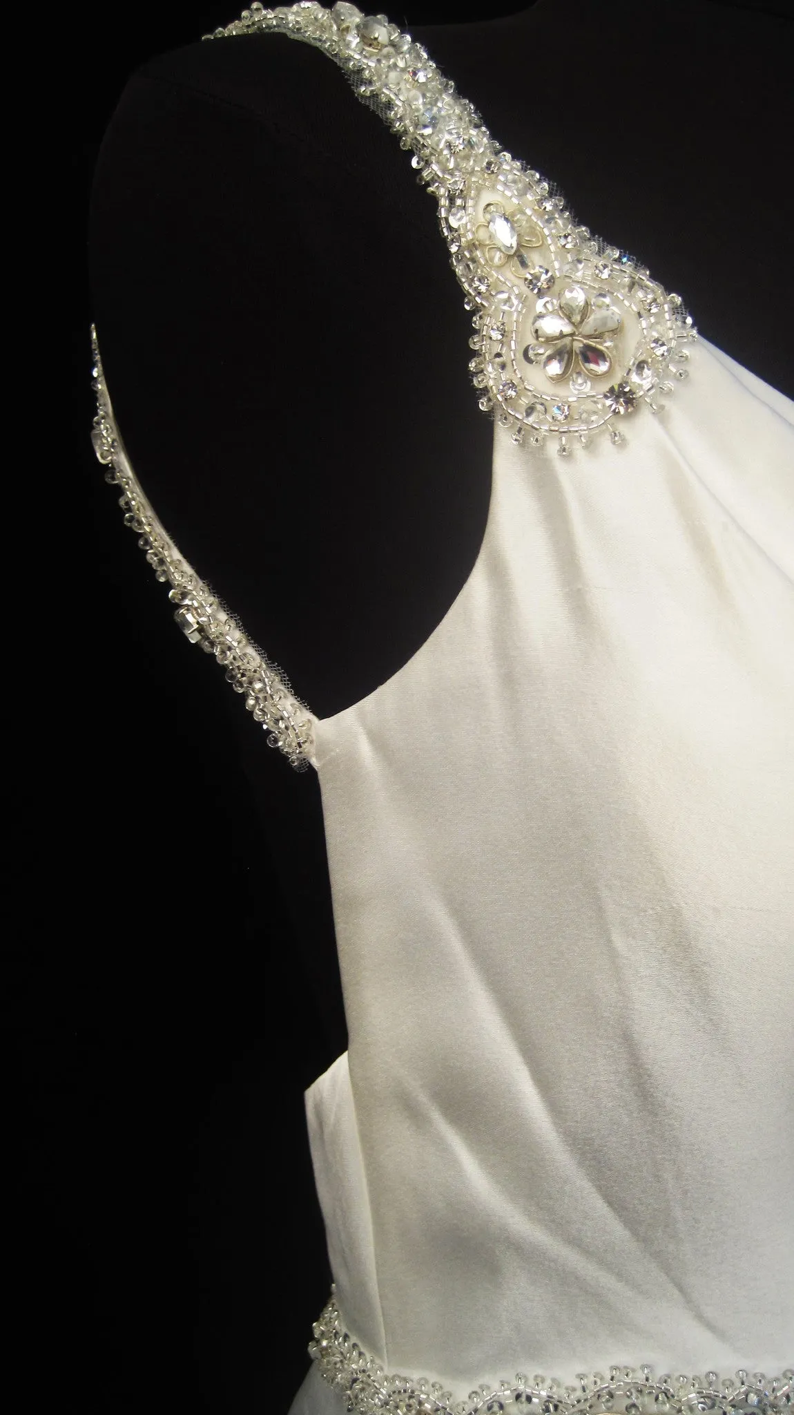 Lusan Mandongus sample wedding dress 2095 slinky sheath gown backless vintage glamour