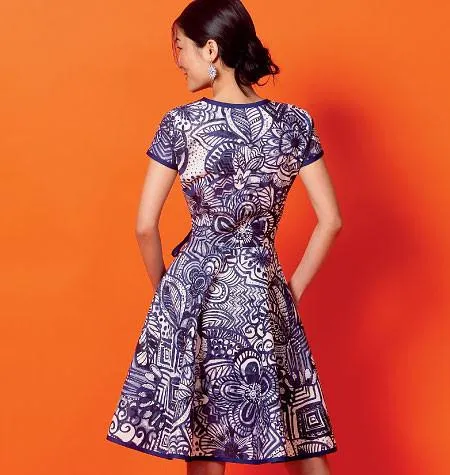 M6959 Misses' Dresses and Belt | Easy