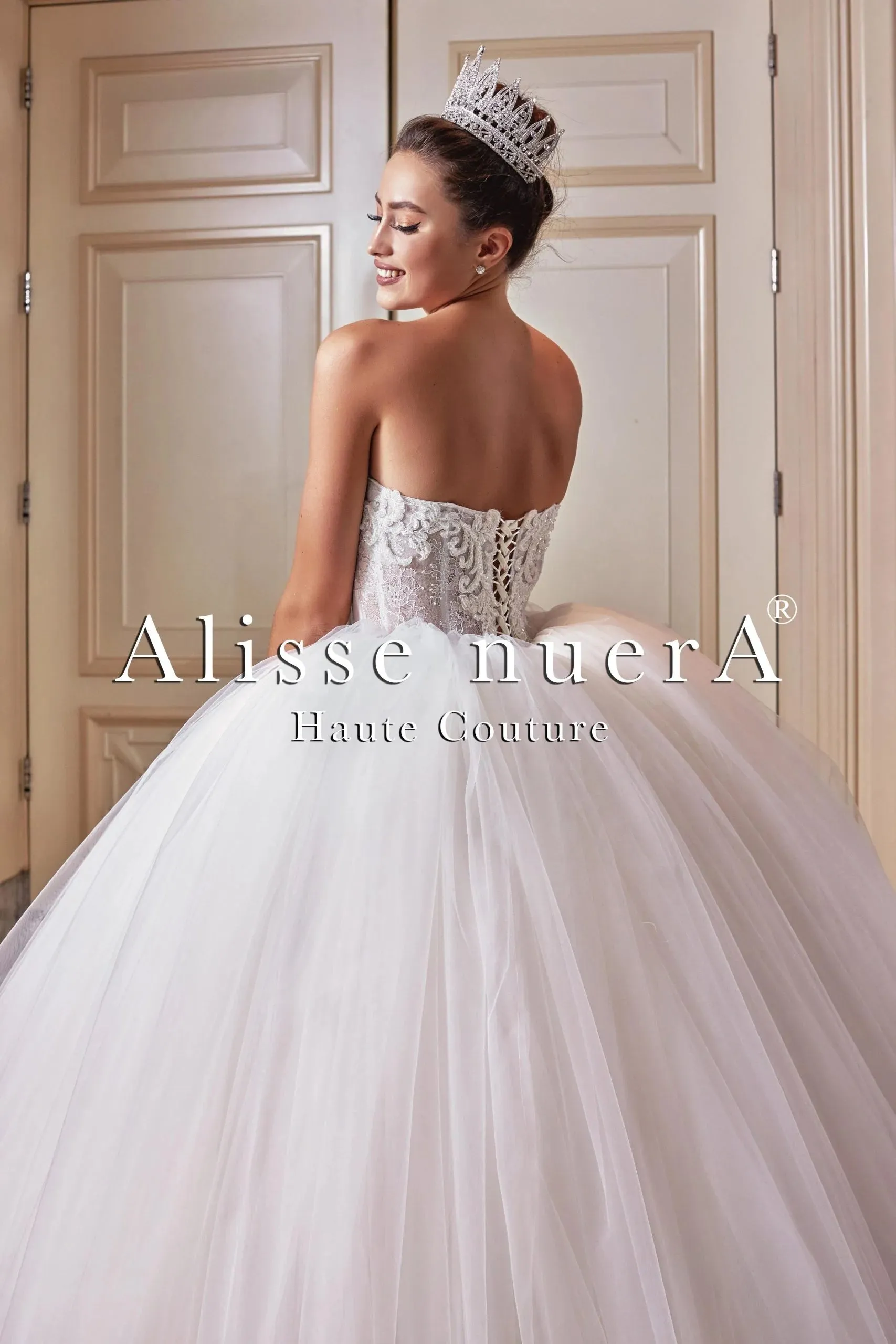 Princess Tulle Wedding Gown with Lace Applique Embroidered Bridal Shawl Wrap