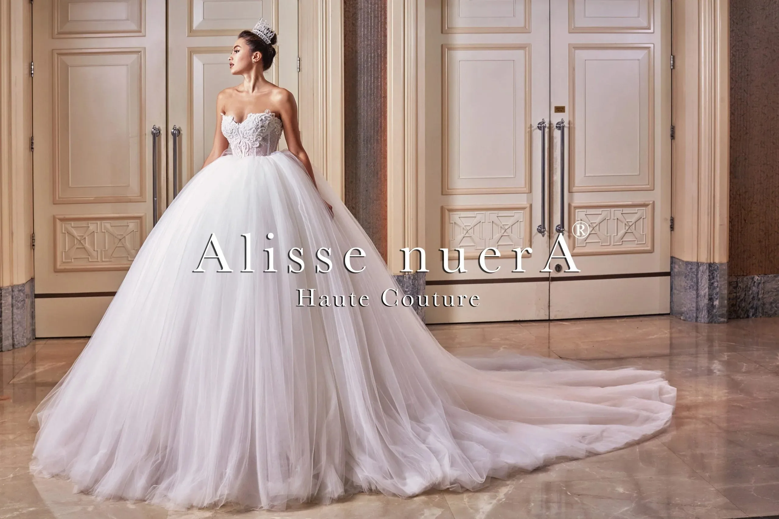 Princess Tulle Wedding Gown with Lace Applique Embroidered Bridal Shawl Wrap