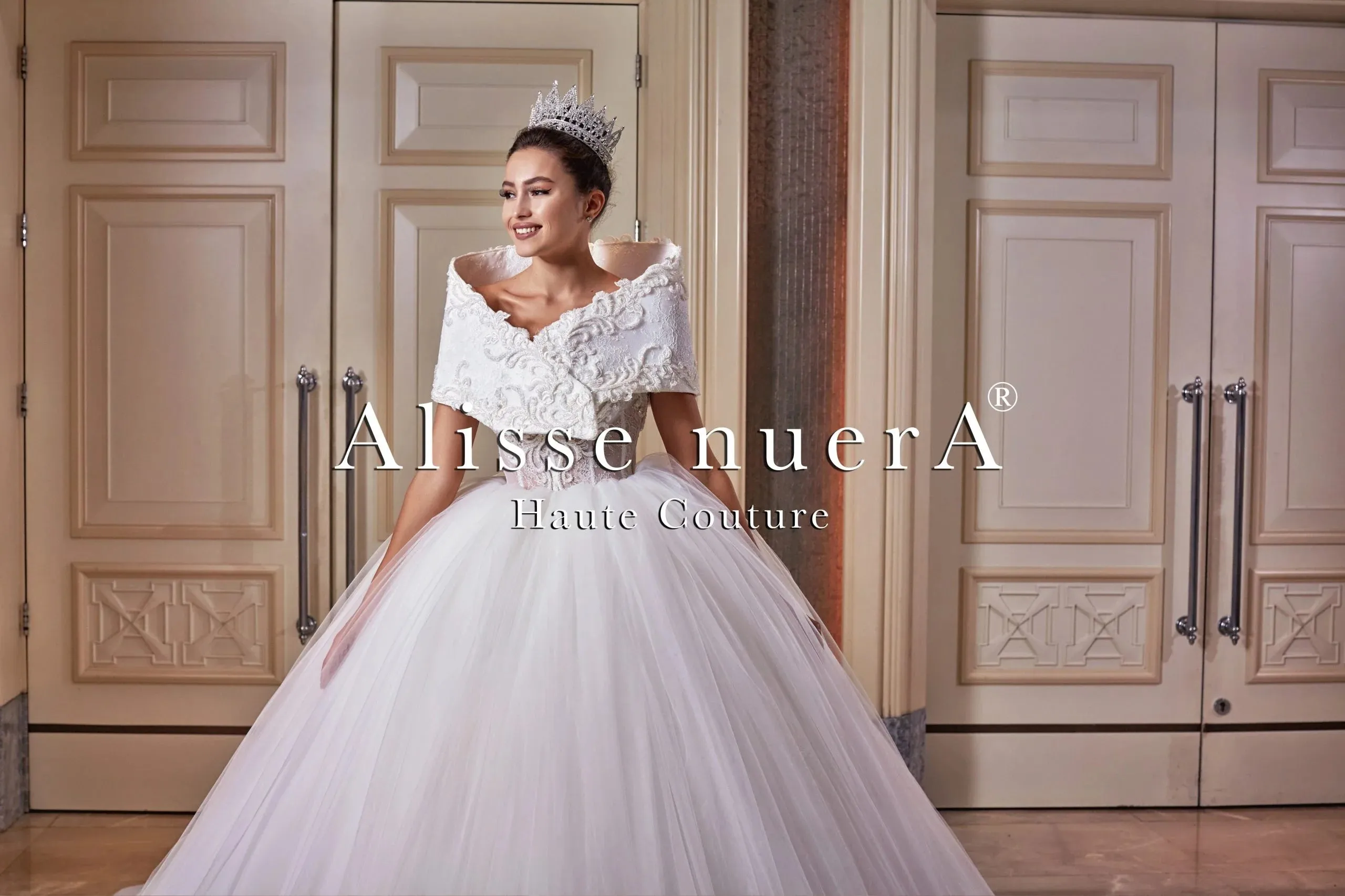 Princess Tulle Wedding Gown with Lace Applique Embroidered Bridal Shawl Wrap
