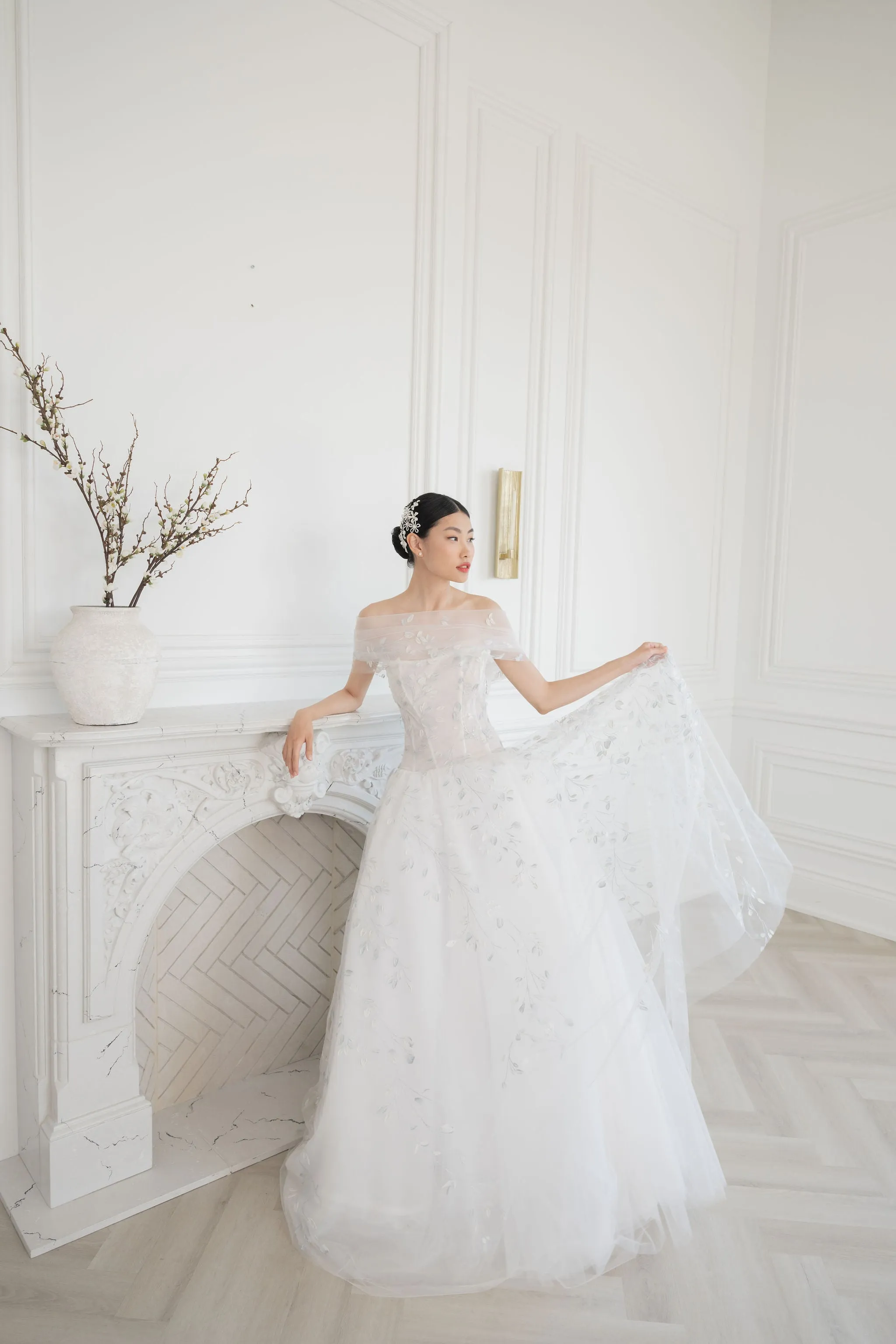 SNOWQUEEN Hand Painted Tulle Wedding Dress