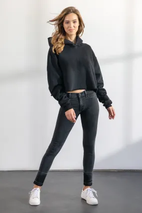 Suzie Skinny In The Fame